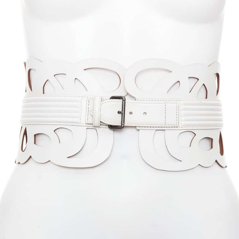 Alaia Product White Leather Very good condition - Front View