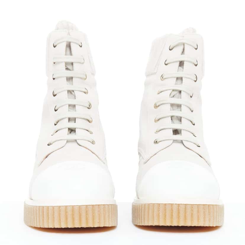 Chanel Product Grey Suede Very good condition - Model View