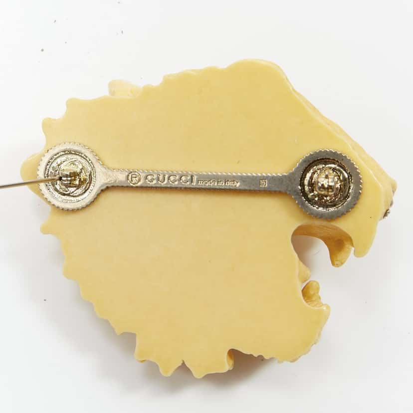Gucci Tiger Head Pin Ecru Plastic Never worn - Inside View
