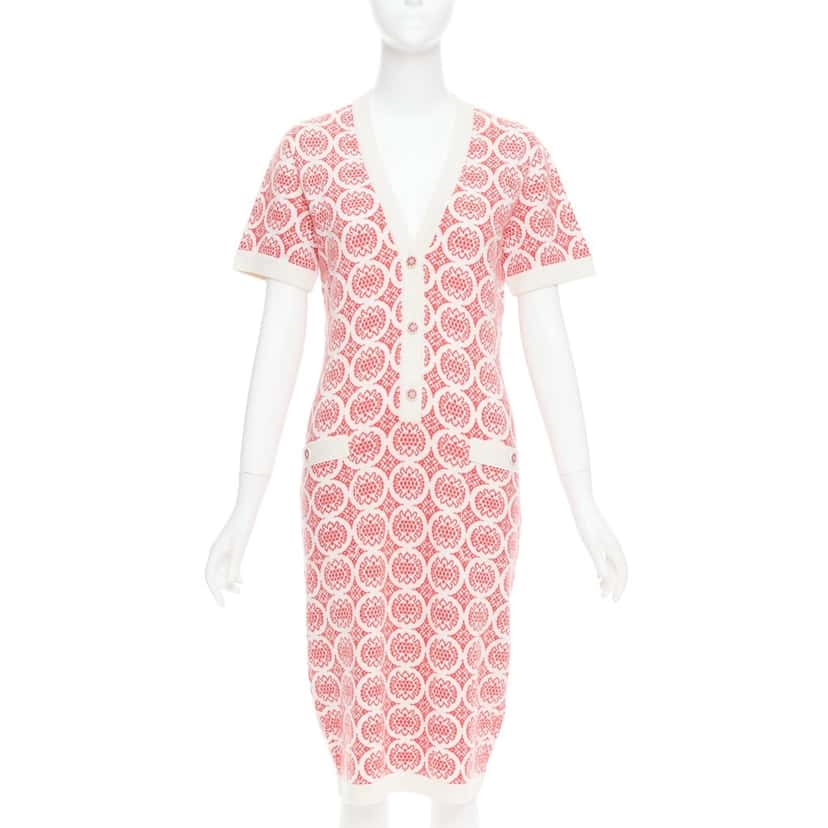 Chanel Product Red Cashmere Very good condition - Front View