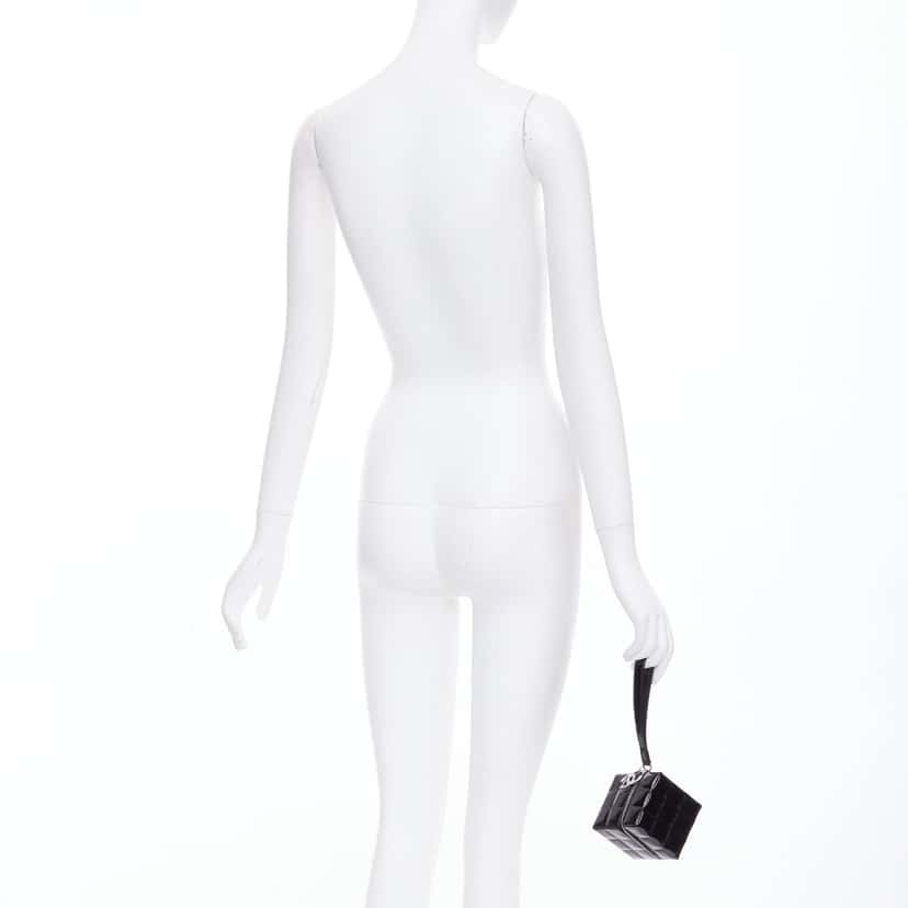 Chanel Product Black Leather Good condition - Back View