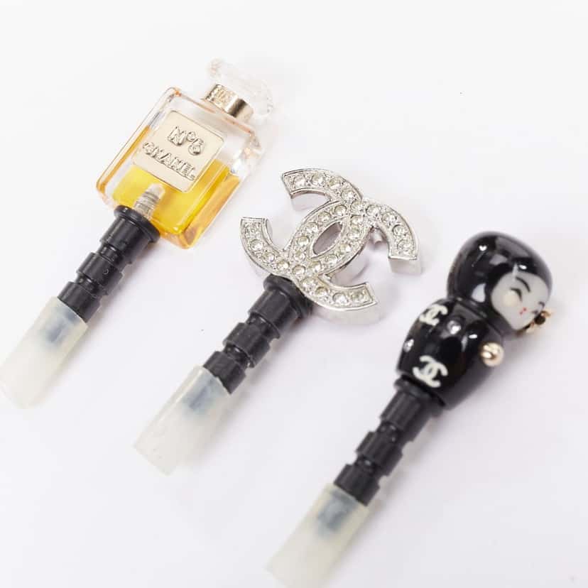 Chanel Product Black Plastic Very good condition - Inside View