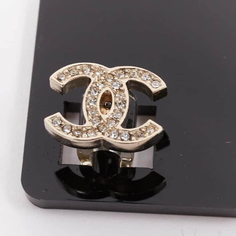 Chanel Product Silver Polyester Very good condition - Model View