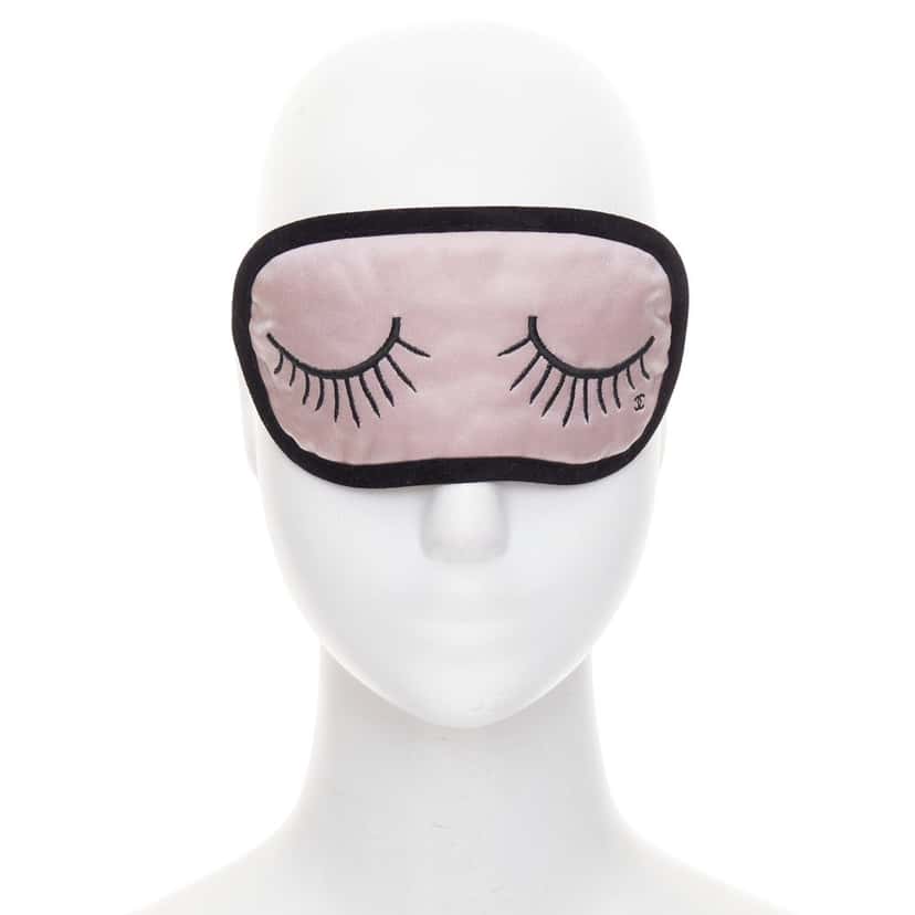 Chanel Product Pink Silk Very good condition - Front View