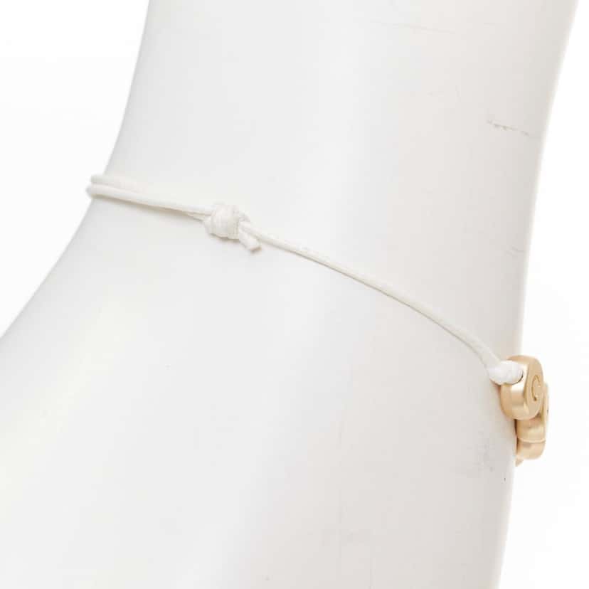 Chanel Product White Metal Very good condition - Model View