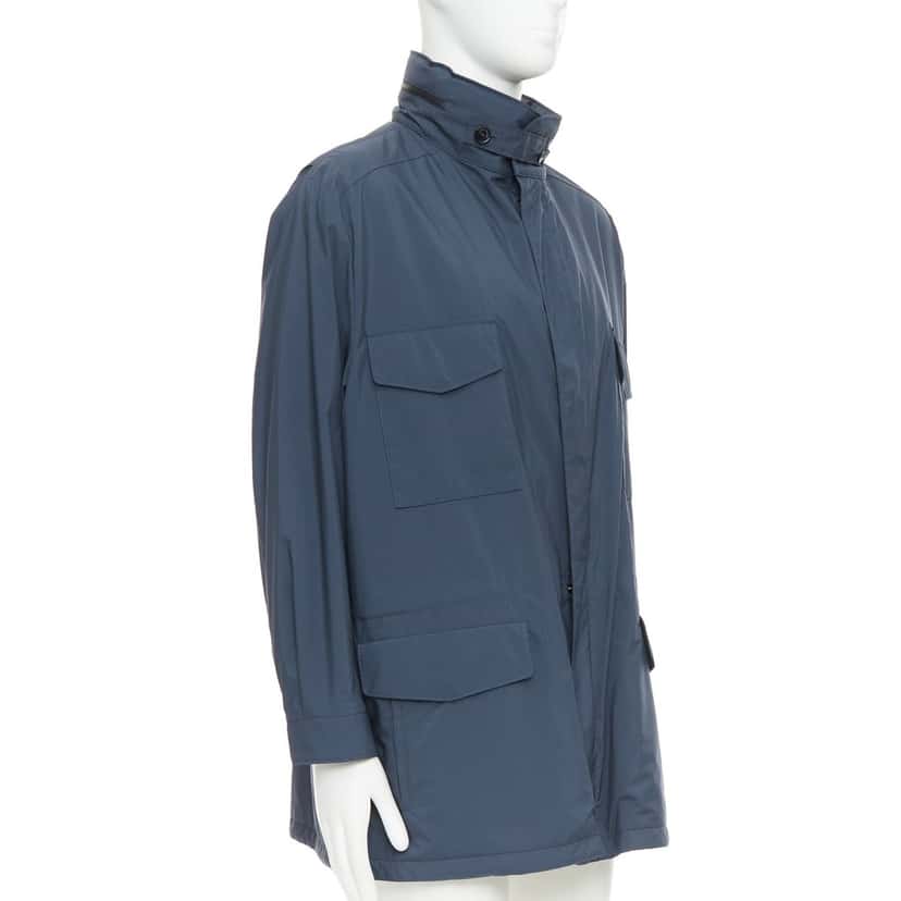 Loro Piana Traveller Navy Polyester Good condition - Model View