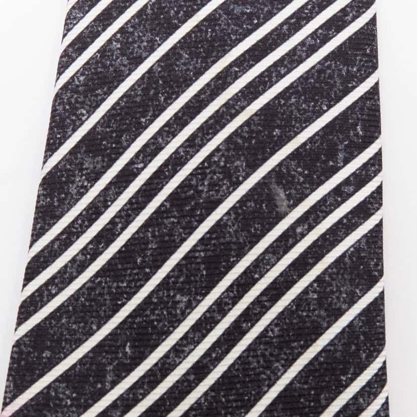 Kiton Product MultiColor Silk Very good condition - Box View