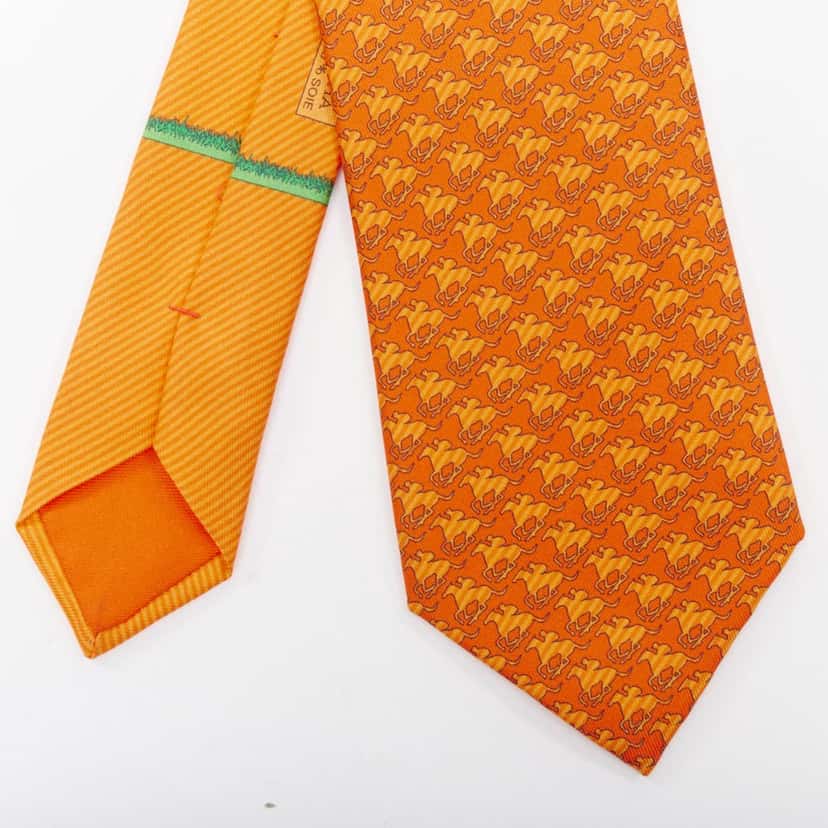 Hermes Product Orange Silk Very good condition - Box View