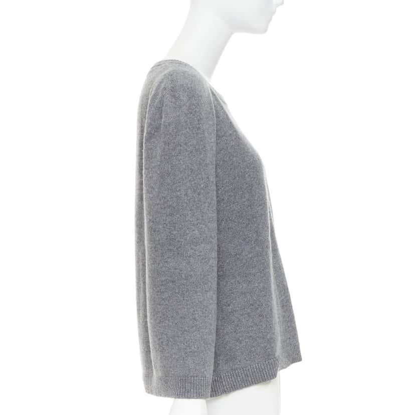 VALENTINO GARAVANI Product Grey Cashmere Very good condition - Model View