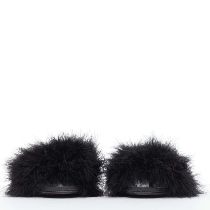 Balenciaga Boudoir Black Fur Very good condition - Model View