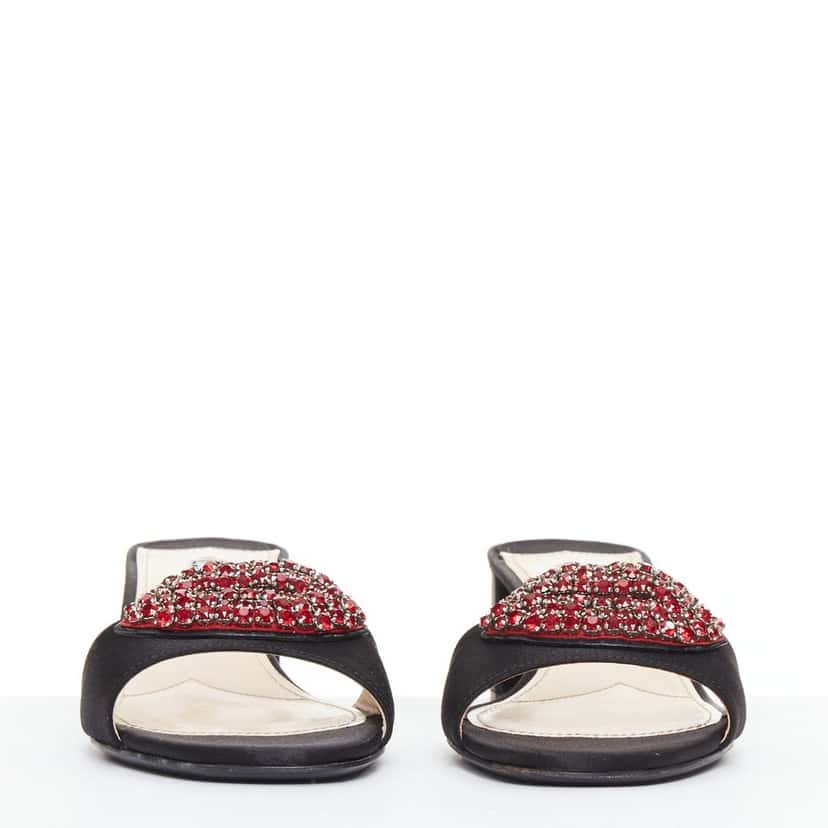 Prada Product Black Silk Very good condition - Model View