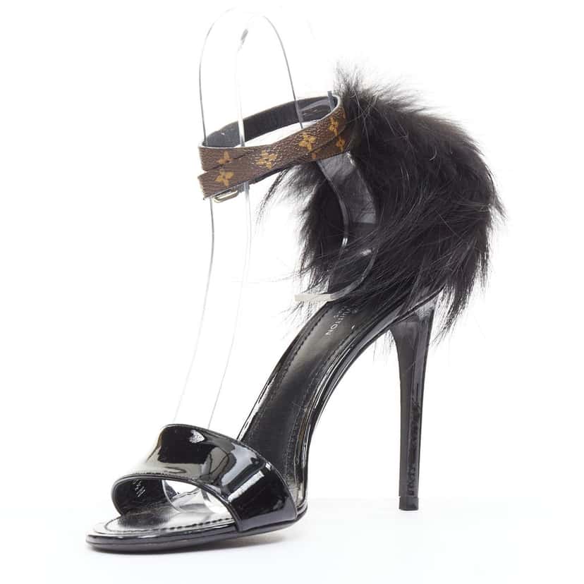 Louis Vuitton Call Back Black Leather Very good condition - Model View