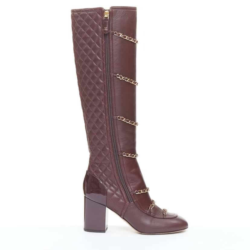 Chanel Boots Burgundy Leather Very good condition - Front View