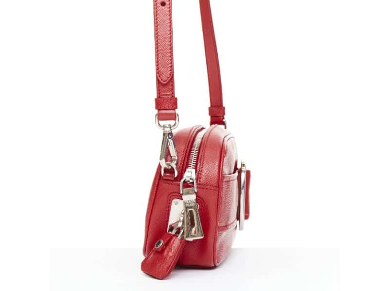 Prada Saffiano Buckle Camera Red Leather Good condition - Model View