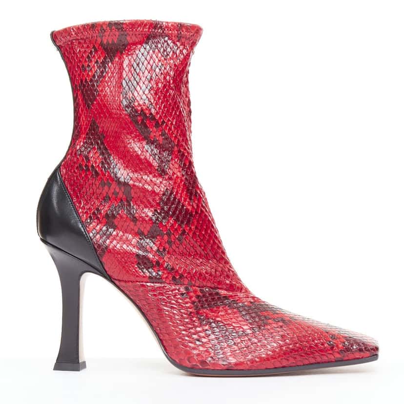 Celine Madame Flare Red Leather Very good condition - Front View