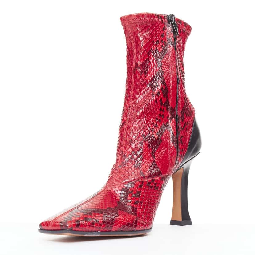 Celine Madame Flare Red Leather Very good condition - Model View