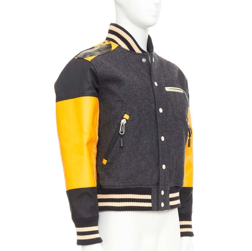 Junya Watanabe Coat Yellow Wool Very good condition - Model View