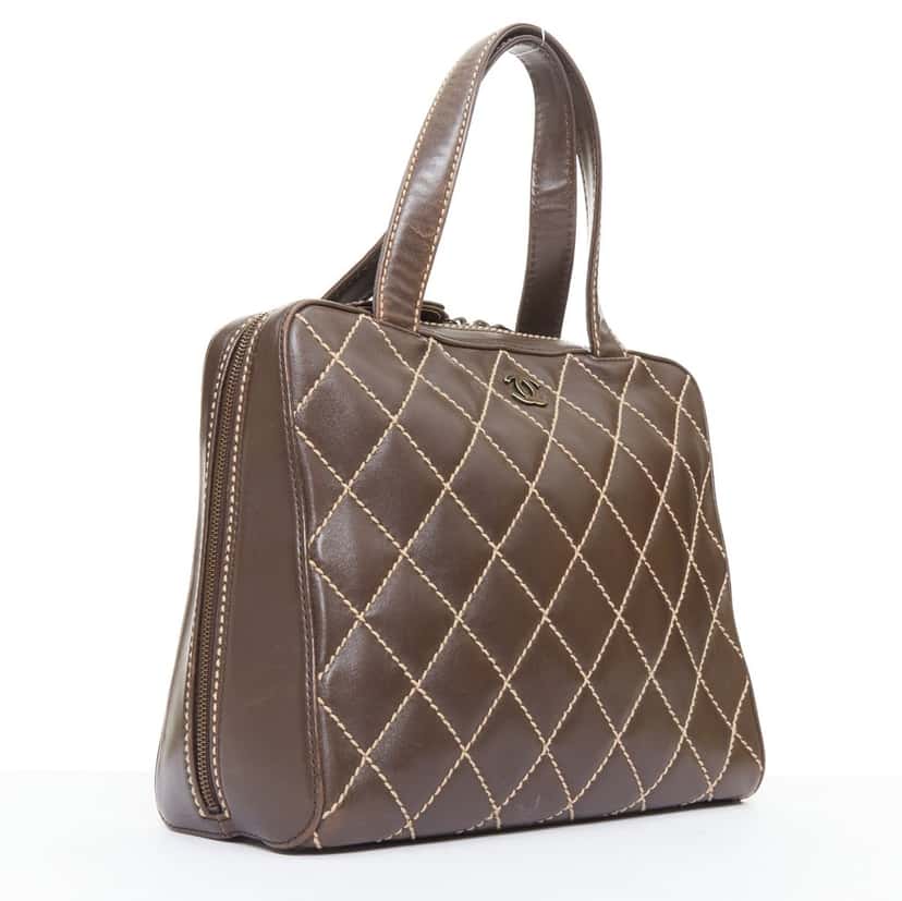 Chanel Wild Stitch Brown Leather Good condition - Front View