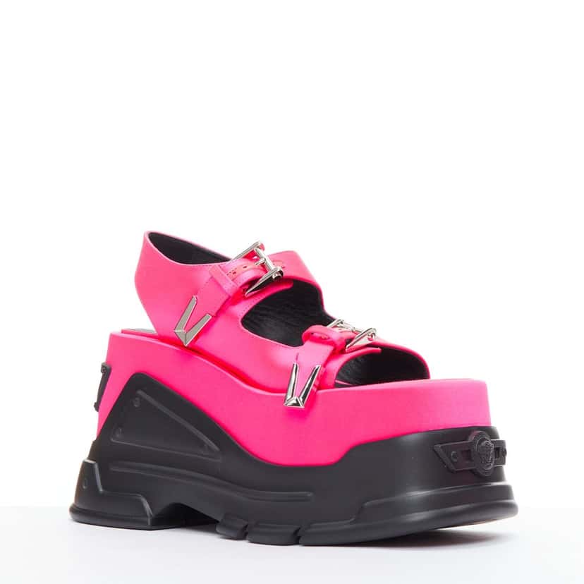 Versace 1009804 1A00619 1PM6P Pink Silk Never worn - Front View