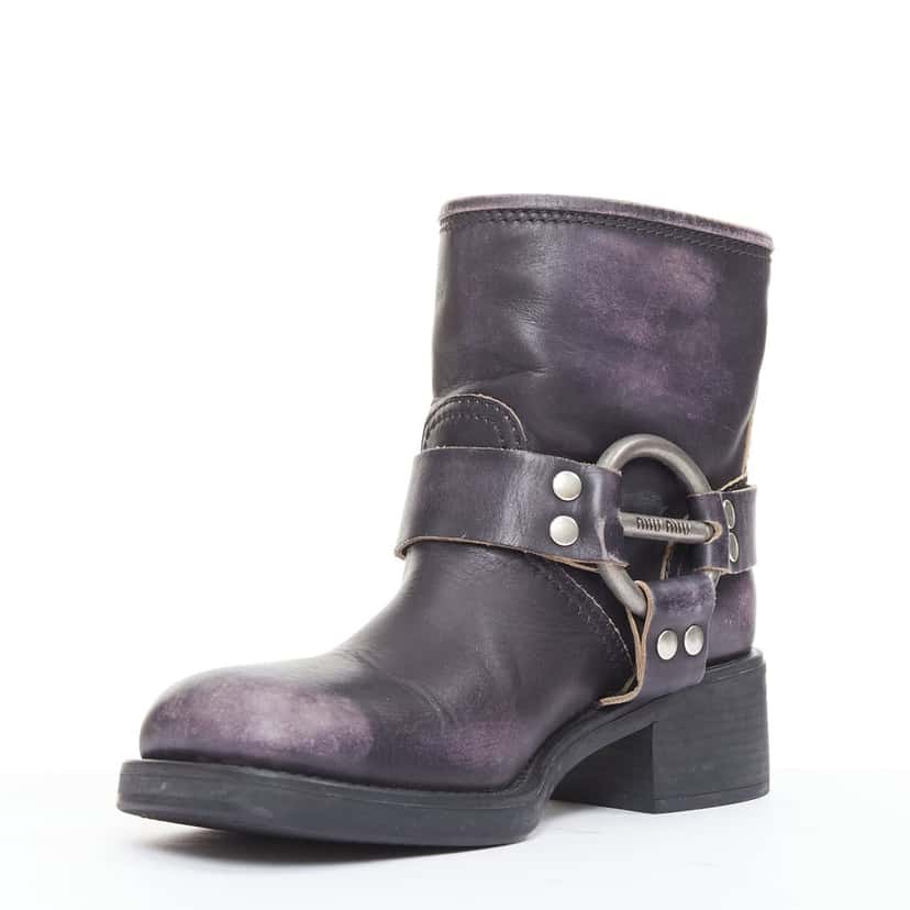 Miu Miu Boots Black Leather Good condition - Model View