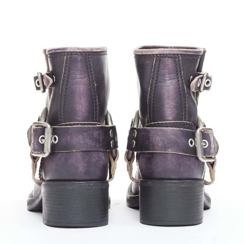 Miu Miu Boots Black Leather Good condition - Box View