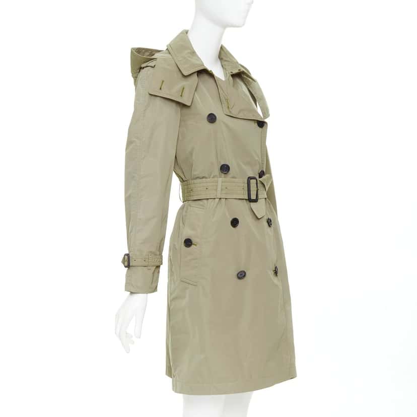 Burberry Coat Beige Polyester Very good condition - Model View