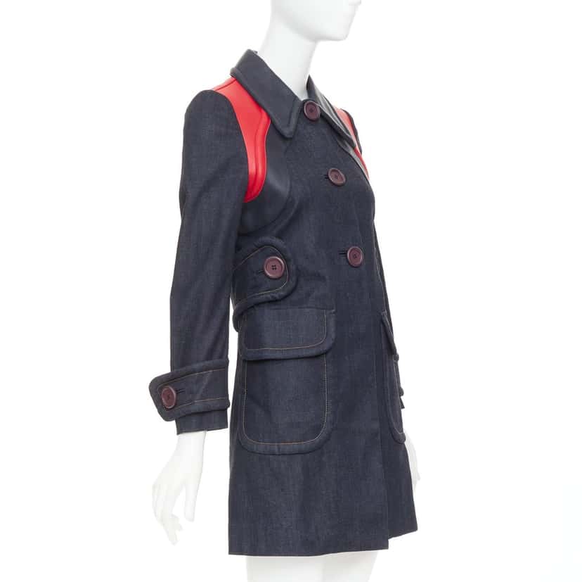 Miu Miu Blue Denim Coat Blue Denim Good condition - Model View