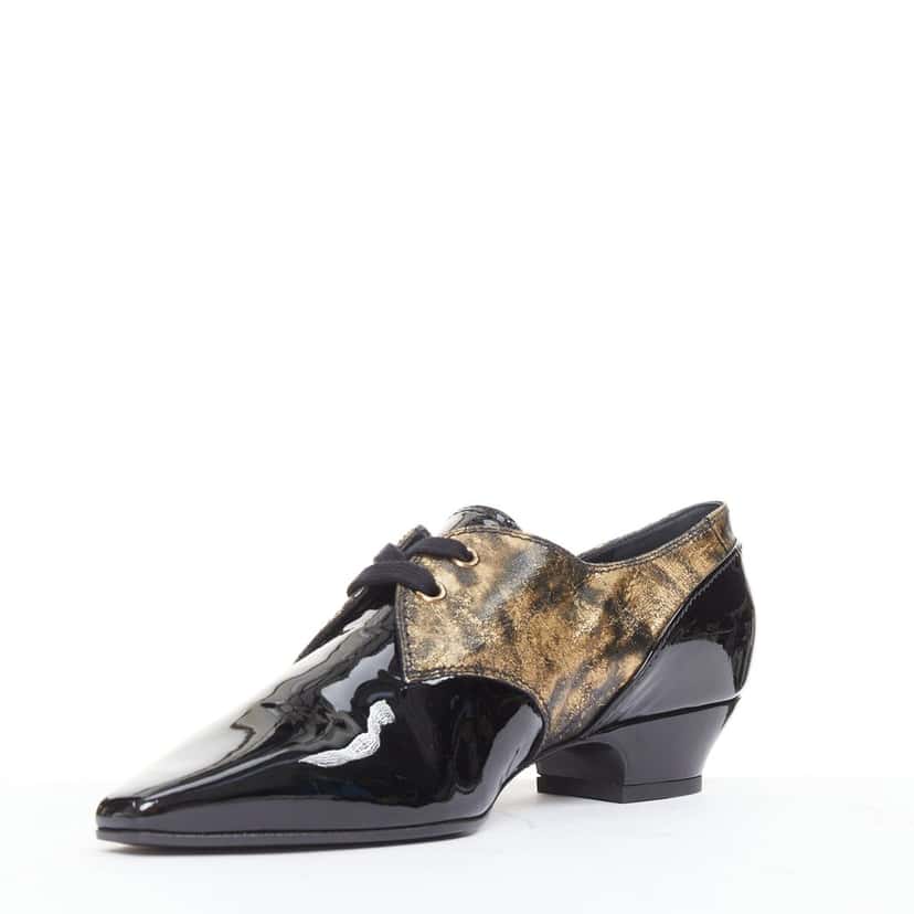 Chanel Lace up Black Leather Very good condition - Model View