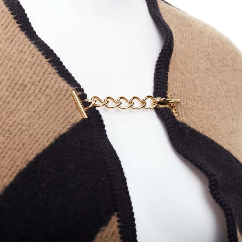 Burberry Jacket Beige Wool Very good condition - Back View