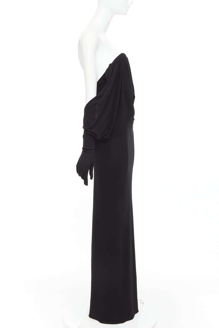 Saint Laurent Rosie Huntington-Whiteley, v Black Viscose Never worn, with tag - Model View