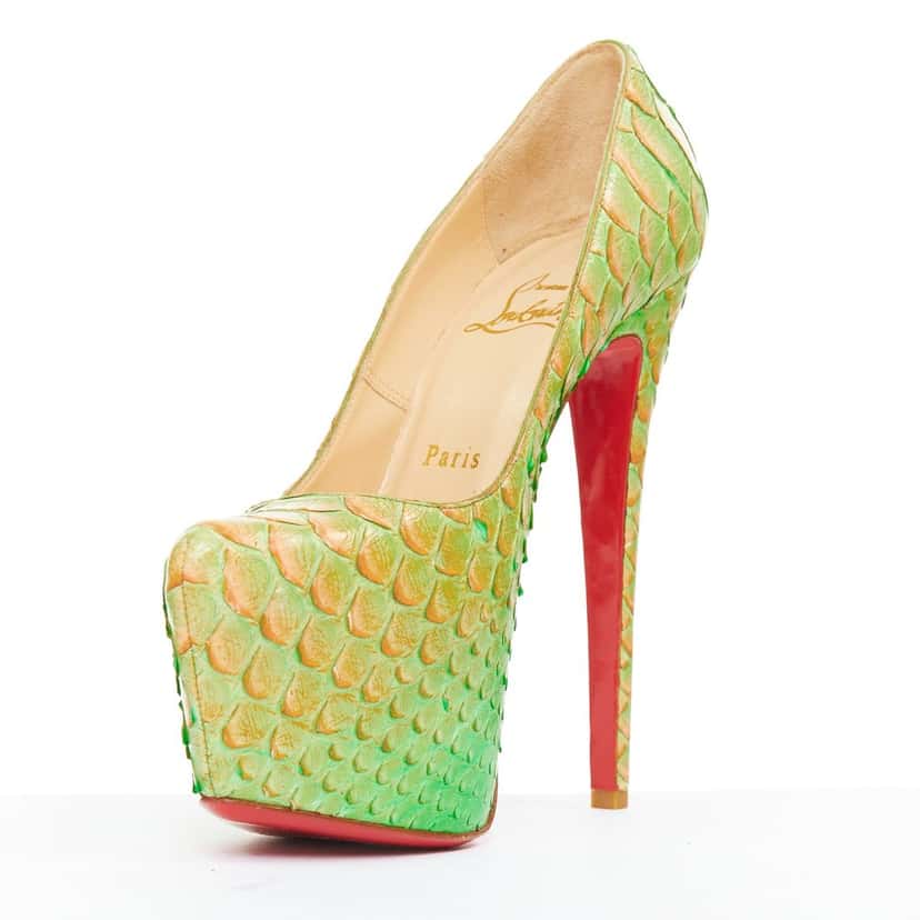 Christian Louboutin Daffodile 160 Green Leather Very good condition - Model View