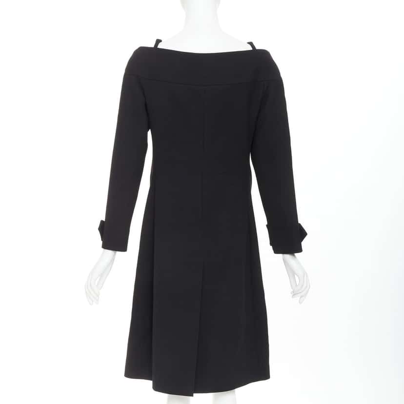 Prada Dress Black Wool Very good condition - Box View