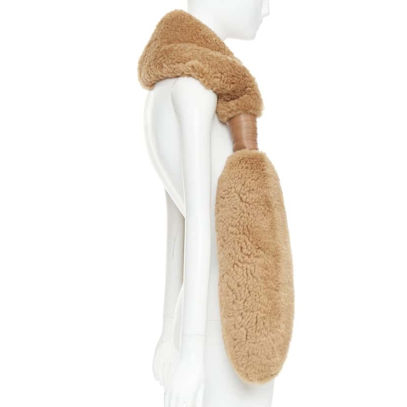 Bottega Veneta Coat Brown Fur Never worn, with tag - Model View