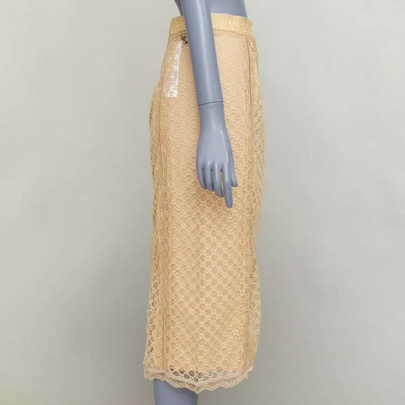 Gucci Skirt Beige Cotton Never worn, with tag - Model View