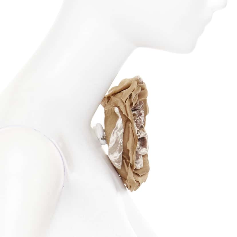 Saint Laurent Pins & brooche Gold Never worn - Inside View