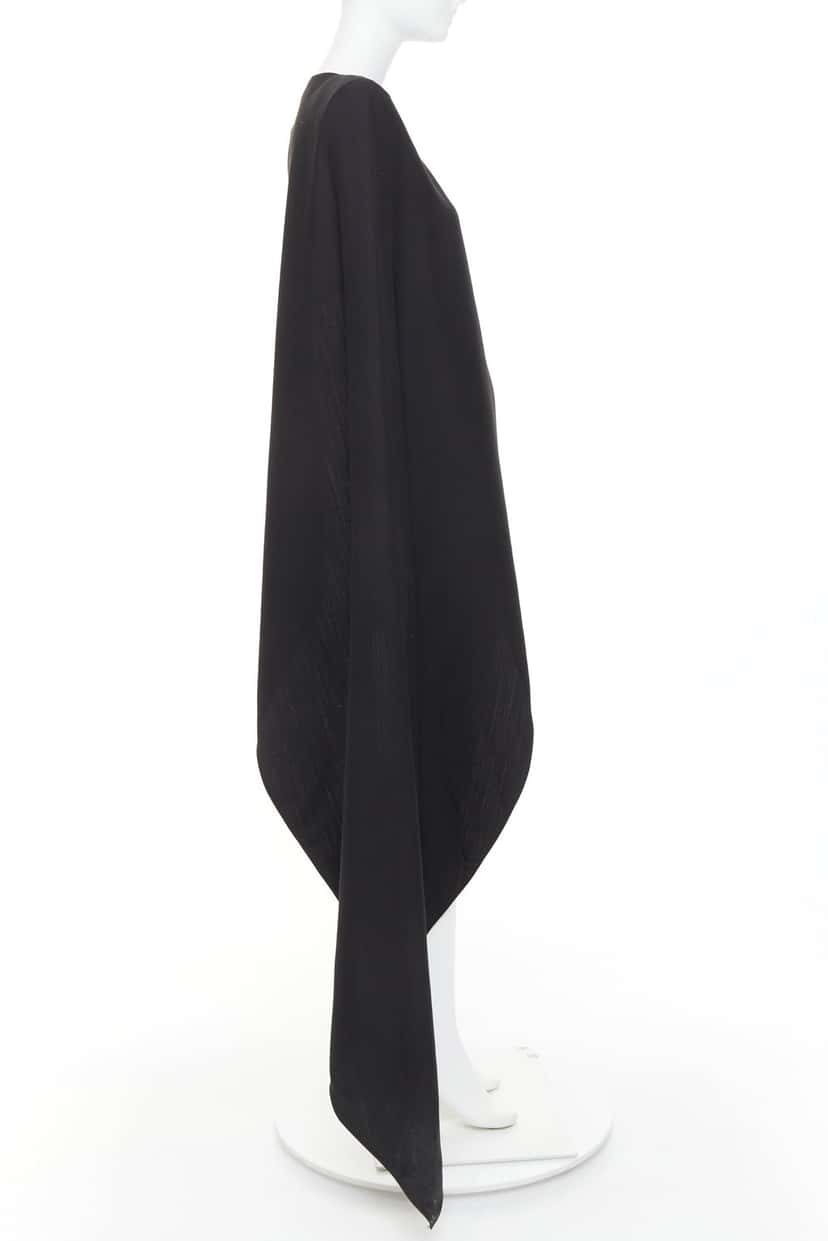 Alexandre Vauthier Top Black Viscose Very good condition - Model View