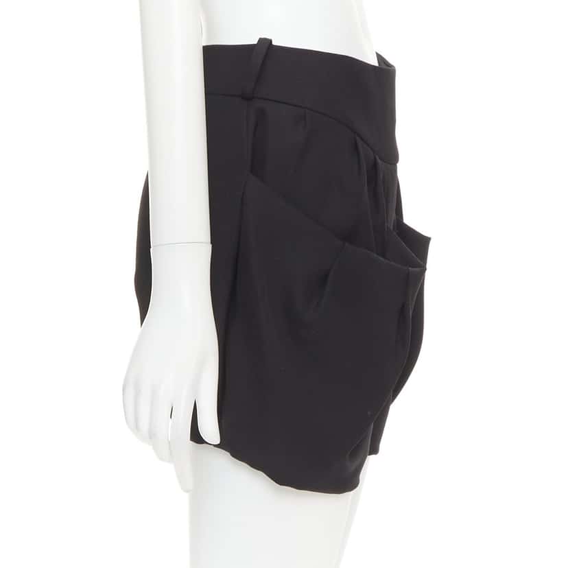 Alexandre Vauthier Shorts Black Very good condition - Model View