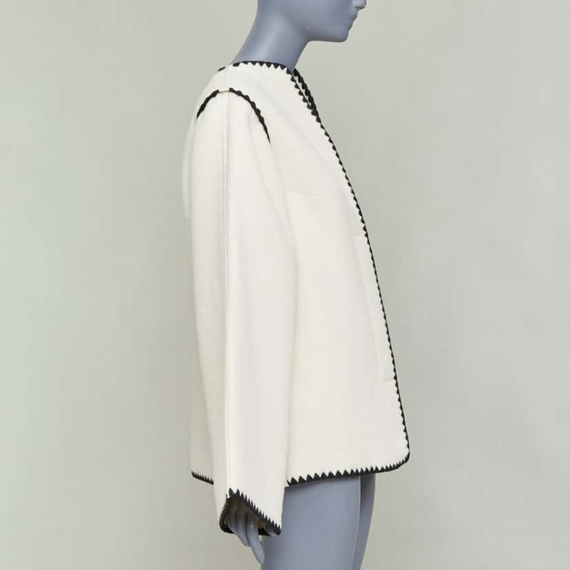 Jil Sander Coat Ecru Very good condition - Box View