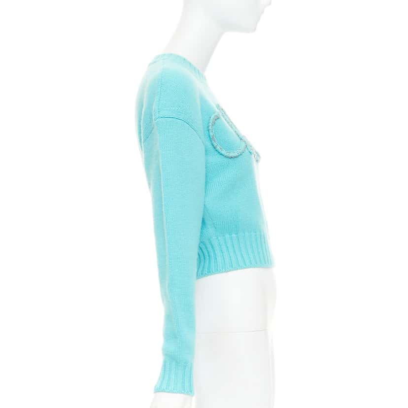 Chanel Top Blue Cashmere Very good condition - Model View