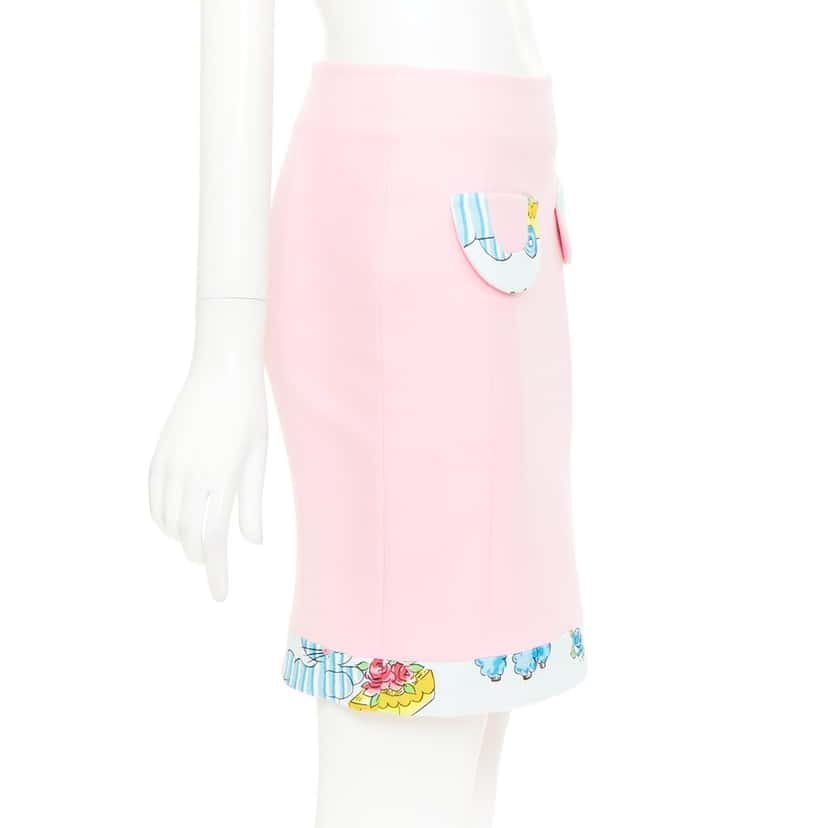 Moschino Skirt Pink Never worn, with tag - Model View