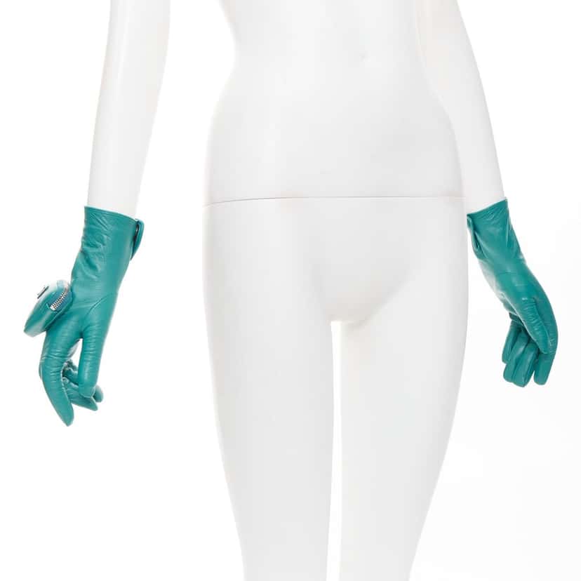 Prada Glove Turquoise Leather Never worn, with tag - Inside View