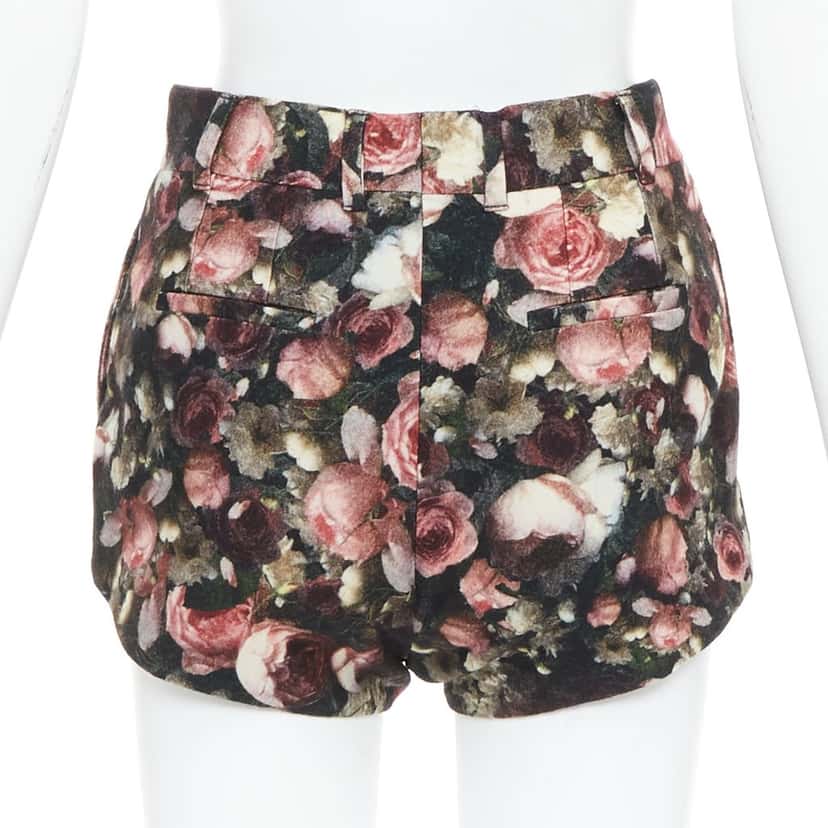 Givenchy Rose Floral Shorts Black Wool Very good condition - Box View