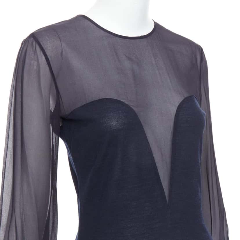 Emilio Pucci Silk Contour Blouse Navy Wool Very good condition - Back View