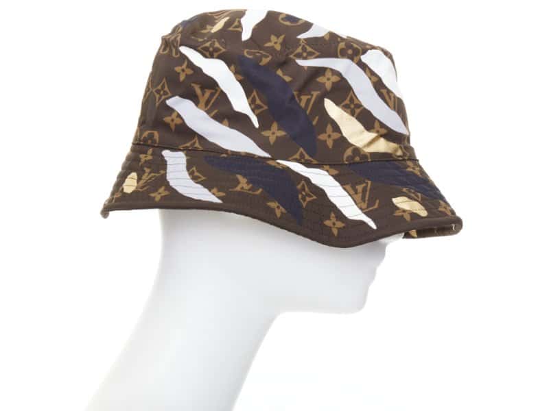 Louis Vuitton Hat Brown Polyester Never worn, with tag - Model View