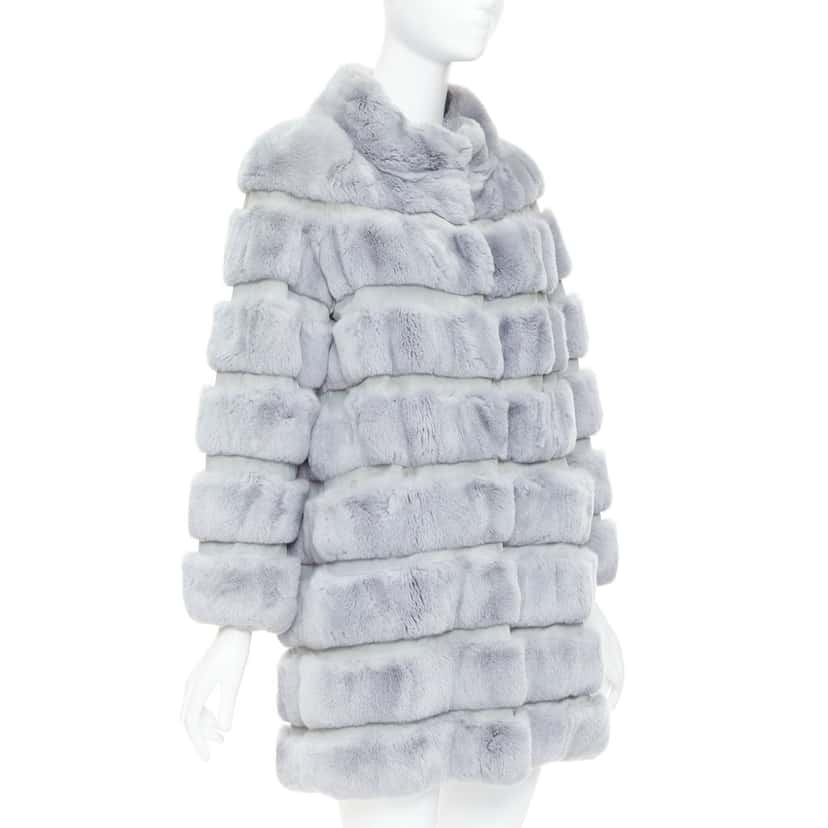 Inniu Coat Blue Fur Fair condition - Model View