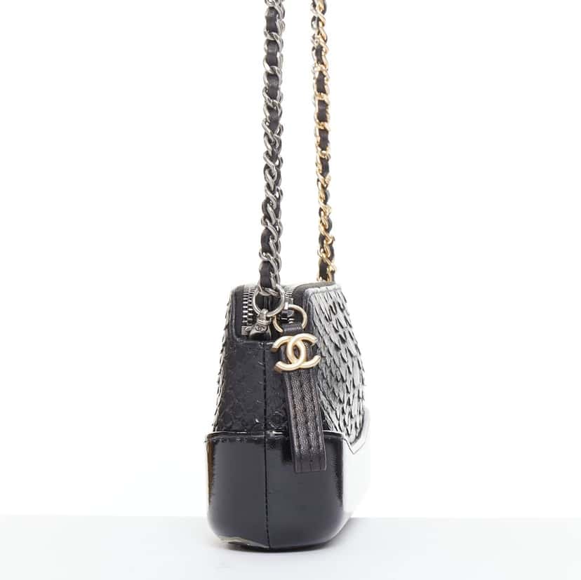 Chanel Mini Gabrielle WOC Black Leather Fair condition - Model View