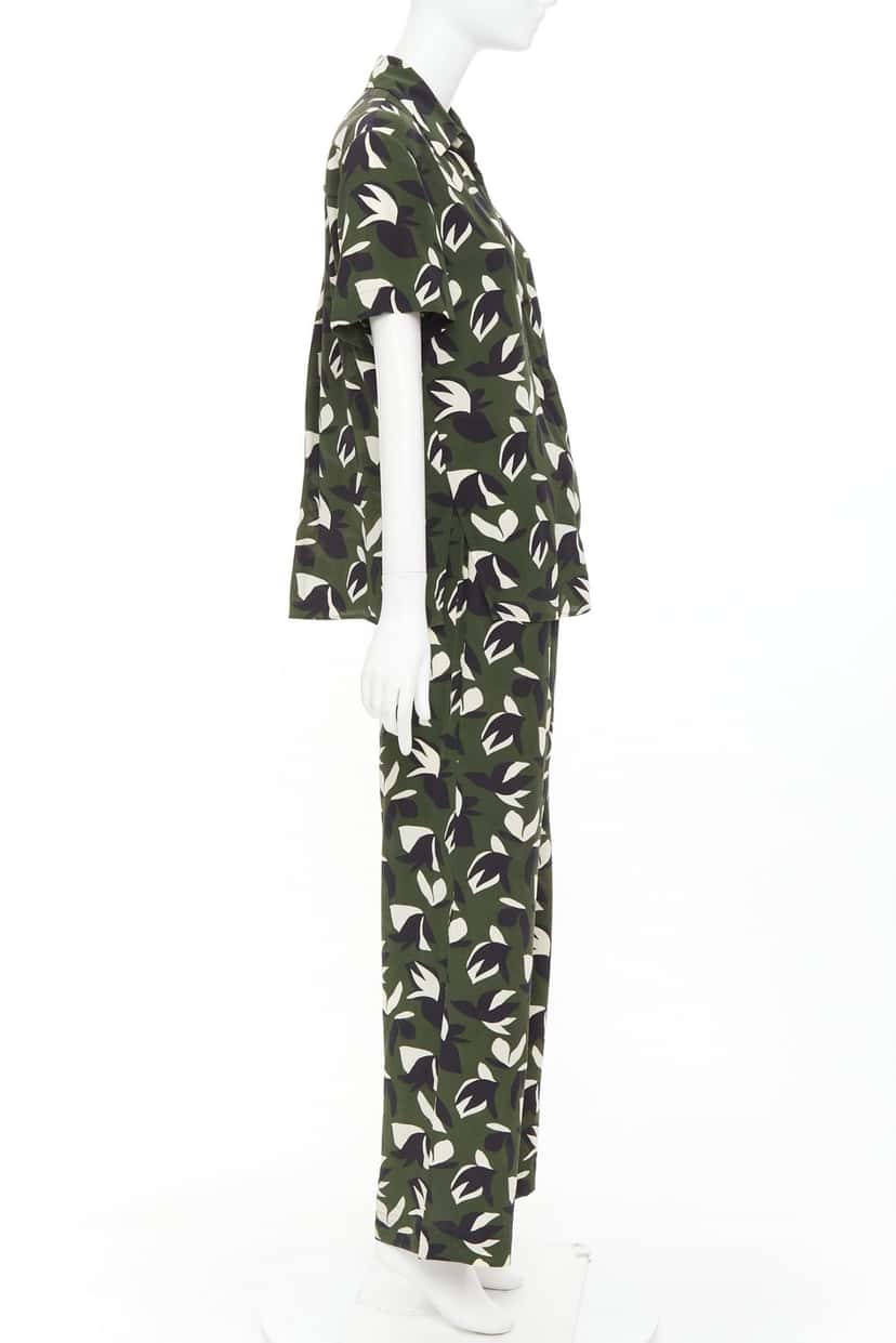 Matteau Product Green Silk Very good condition - Model View