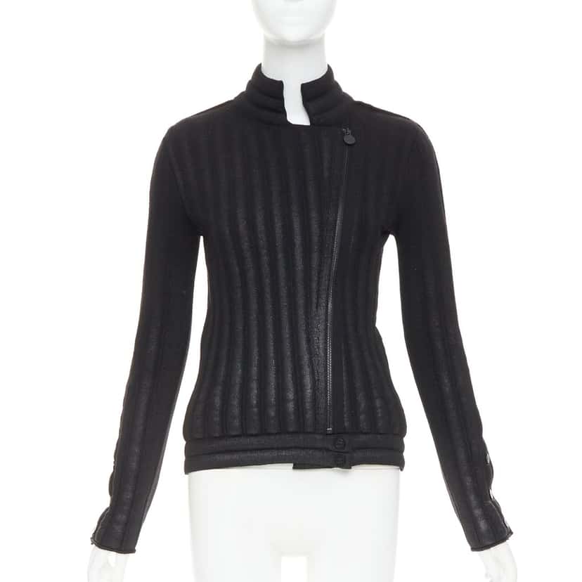 Chanel Product Black Wool Fair condition - Front View