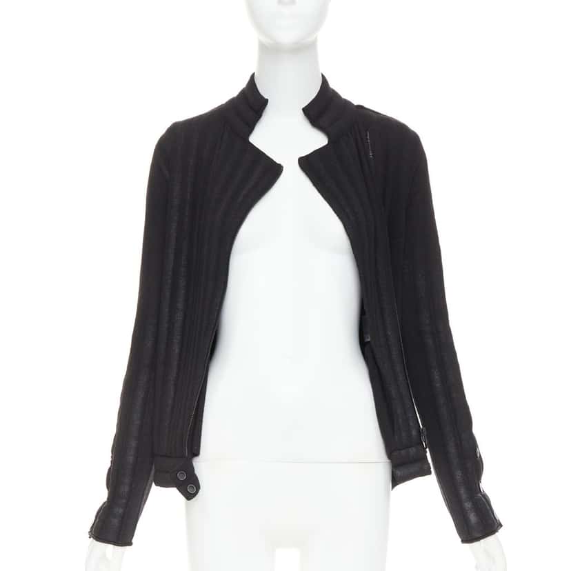 Chanel Product Black Wool Fair condition - Inside View