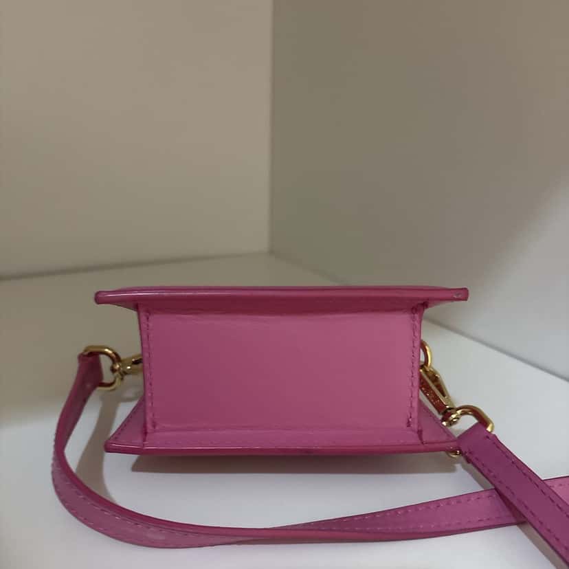 Jacquemus Le Chiquito Pink Leather Very good condition - Inside View